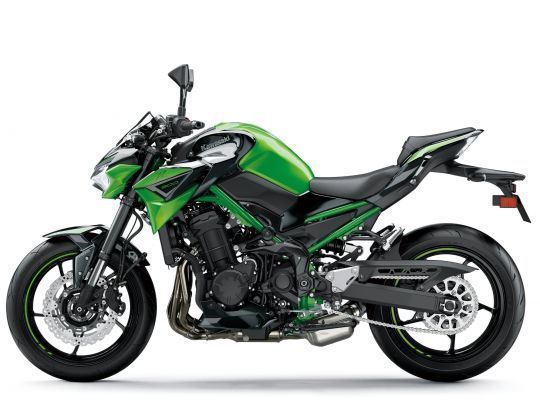Мотоцикл KAWASAKI Z900 - Candy Lime Green/Metallic Spark Black '2022